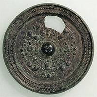 Image of "Ancient Chinese Mirrors from Japanese Kofun Burial Mounds"