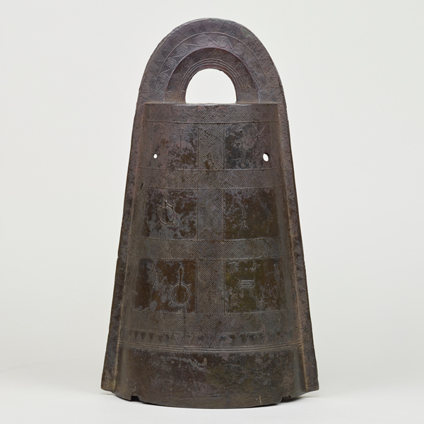 Image of "Bronze Bell ("Dōtaku"), Reportedly found in Kagawa Prefecture, Yayoi period, 2nd–1st century BC (National Treasure)"