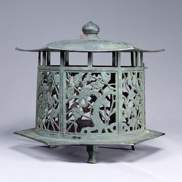 Image of "Hanging Lantern with Plum Trees and Bamboo, Found at Chiba Temple site, Chiba, Muromachi period, 1550, Gift of Mr. Hatano Yūjirō (Important Cultural Property)"