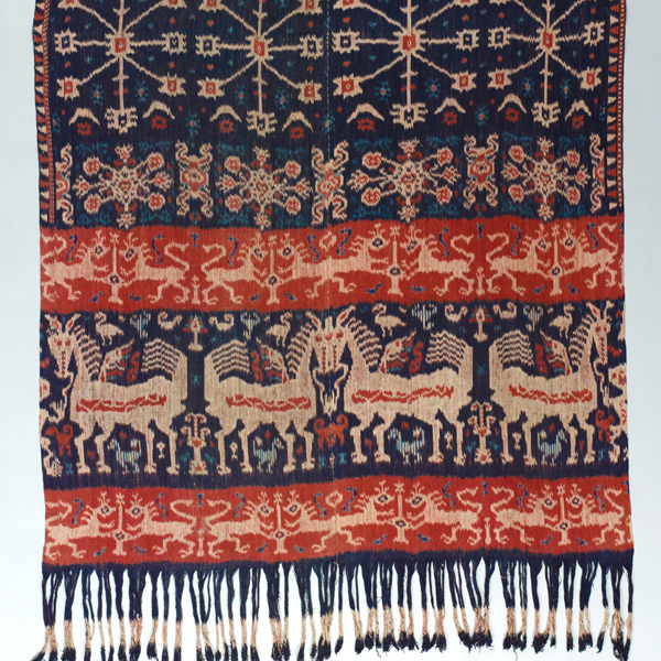 Image of "Shoulder or Waist Cloth (Hinggi Kombu) with Flowers and Animals (detail), 19th century"
