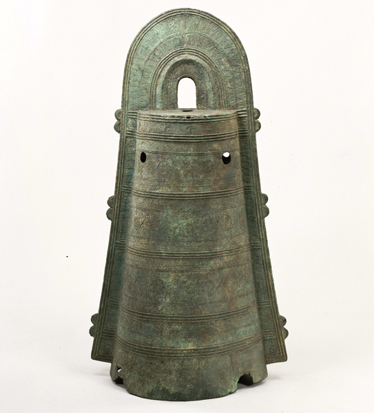 Image of "Bronze Bell (Dōtaku), Found in Mount Tsurikōjin, Shizuoka, Yayoi period, 1st–3rd century, Gift of Mr. Mizuno Tadahiro"