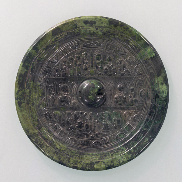 Image of "Bronze Mirror with Three Bands of Deities and Immortals, Found at Maebashi Tenjin'yama Tumulus, Gunma	Kofun period, 4th century; created in China, 2nd–3rd century (Important Cultural Property)"