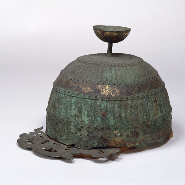 Image of "Visored Gilt-Bronze Helmet, Found at Ōtsukayama Tumulus, Chiba, Kofun period, 5th century"