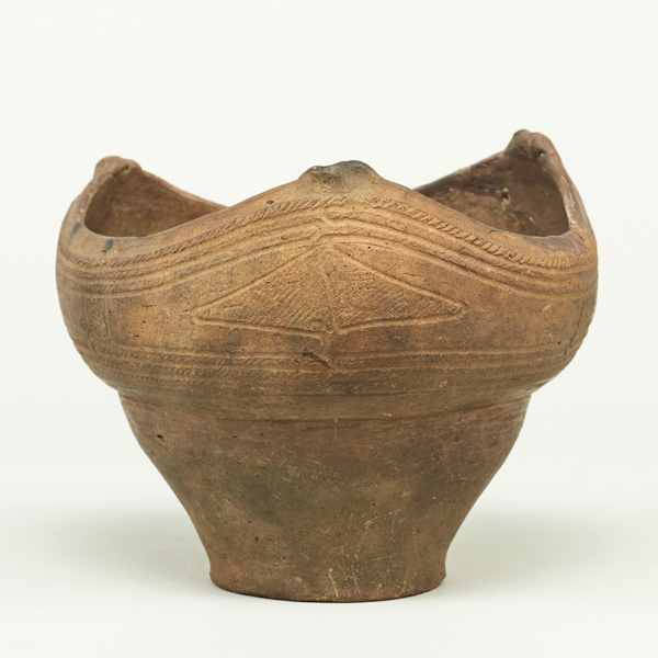 Image of "Bowl, Found at Fukuda Shell Mound, Ibaraki, Jōmon period, 2000–1000 BC"