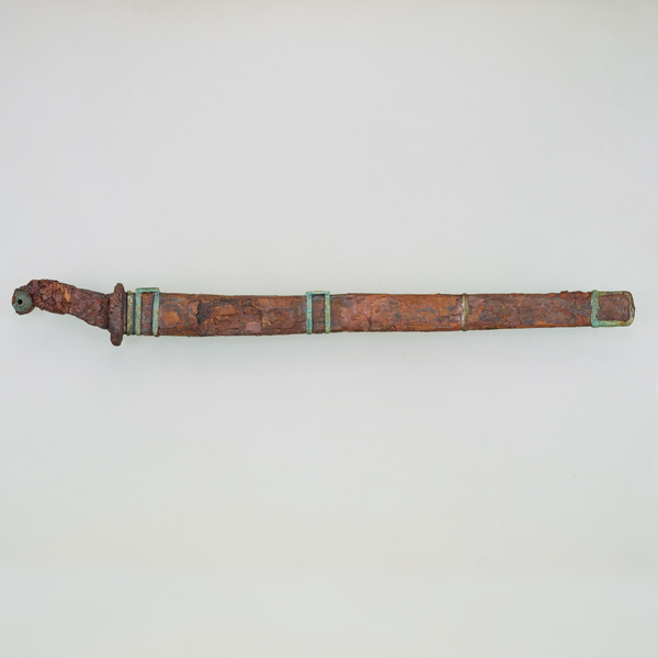 Image of "Sword with a Curled Pommel (Warabite)Found at Kashiwagi Higashi Site (Moizari No. 11 Tumulus), Hokkaido, Satsumon period, 8th century"