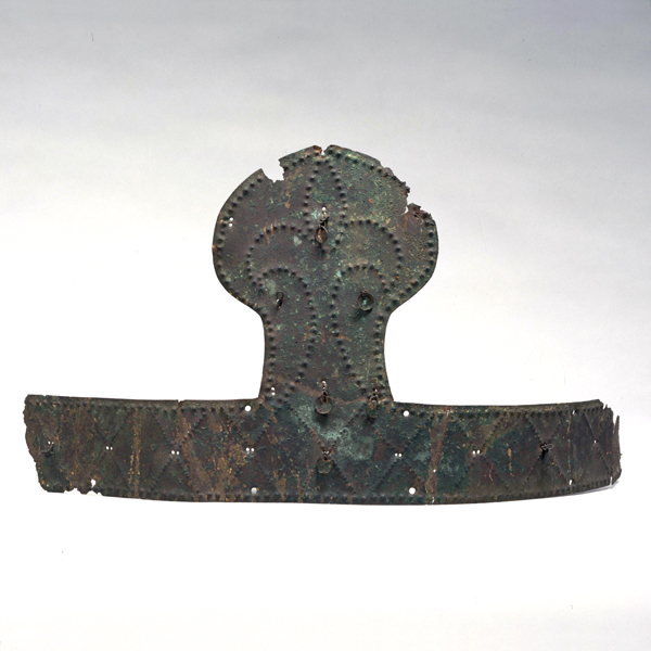 Image of "Crown, Found at Eta Funayama Tumulus, Kumamoto, Kofun period, 5th–6th century (National Treasure)"