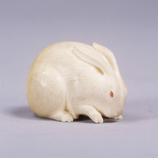 Image of "Toggle (Netsuke) Shaped Like a Rabbit, Edo period, 19th century (Gift of Mr. Gō Seinosuke)"