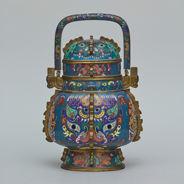 Image of "Wine Vessel (You) with Animal Masks (Taotie), China, Qing dynasty, 18th–19th century(Gift of Mr. Kamiya Denbei)"