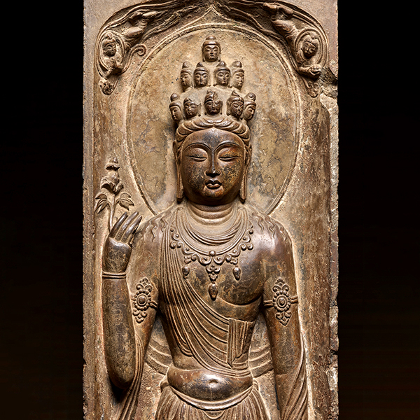 Image of "The Eleven-Headed Bodhisattva Avalokiteśvara in a Niche (detail), Tang dynasty, 8th century (Important Cultural Property, Gift of Mr. Hosokawa Moritatsu)"