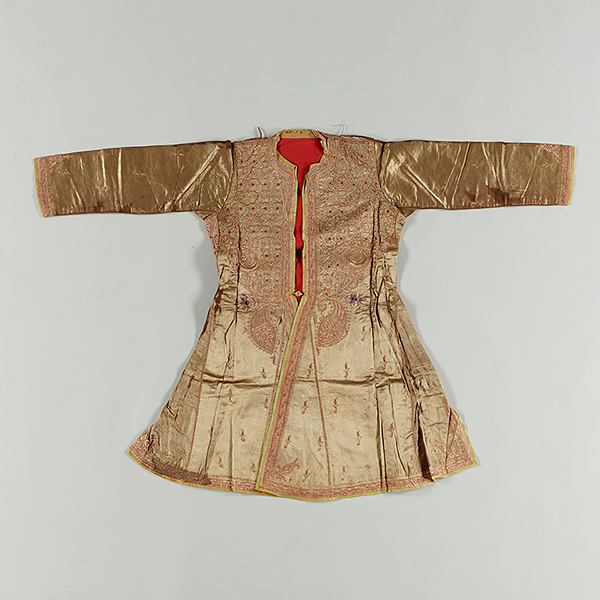 Image of "Coat with Floral Vines, Jaipur, India, 19th century"