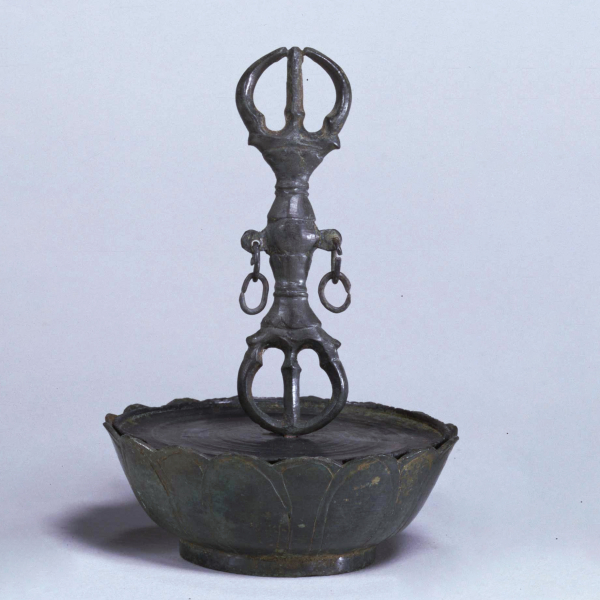 Image of "Chains Symbolizing a Buddhist God, Found on Mount Nachi, Wakayama, Heian period, 12th century (Gift of Mr. Kitamata Tomeshirō and two others)"