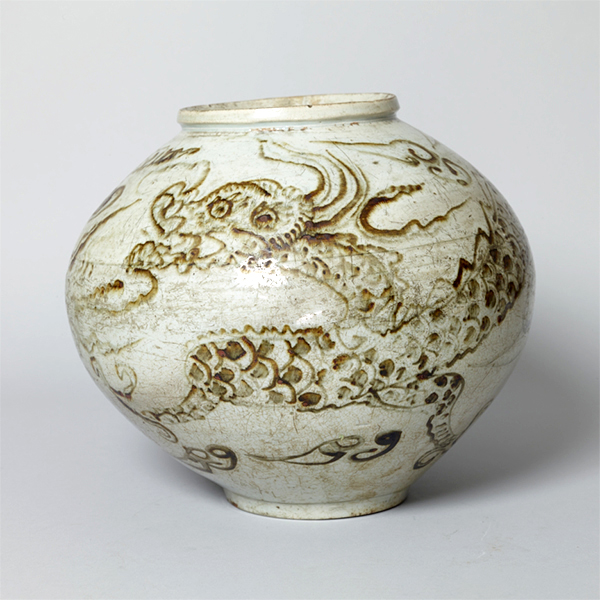 Image of "Jar with a Dragon Among Clouds, Joseon dynasty, 17th century (Gift of Ms. Shimizu Nobuko)"
