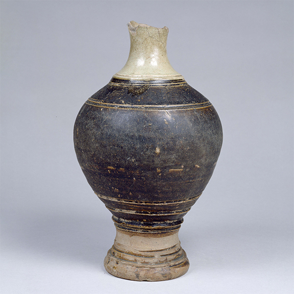 Image of "Vase with Flowers, Khmer, Found in Phnom Kulen, Acquired through exchange with the French School of the Far East, Angkor period, 11th–12th century"