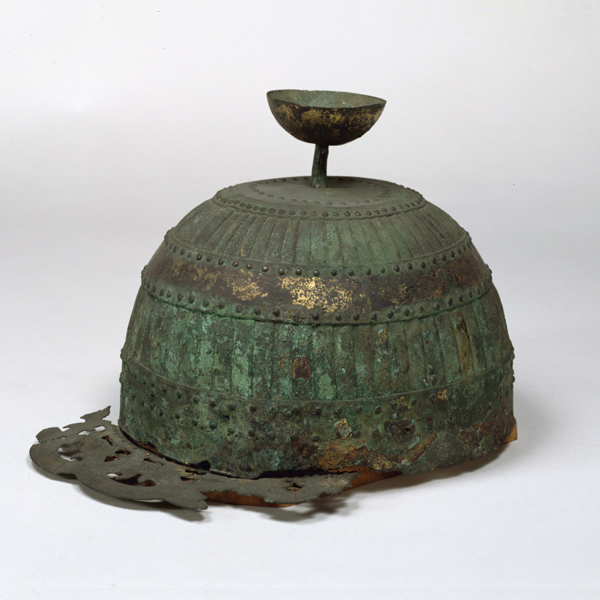 Image of "Visored Gilt-Bronze Helmet, Found at Ōtsukayama Tumulus, Chiba, Kofun period, 5th century"