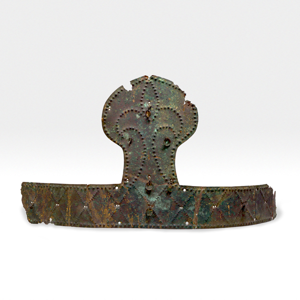 Image of "CrownFound at the Eta Funayama Tumulus, Kumamoto, Kofun period, 5th–6th century (National Treasure)"