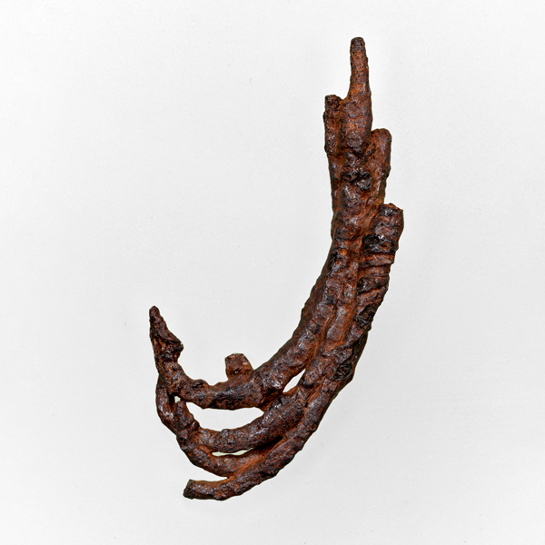 Image of "FishhooksFound at the Maebashi Tenjin'yama Tumulus, Gunma, Kofun period, 4th century (Important Cultural Property)"