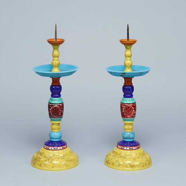 Image of "색유리 촛대중국　청시대 1736~95년"