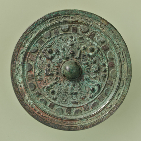 『画文帯同向式神獣鏡栃木県宇都宮市 牛塚古墳出土　古墳時代・5～6世紀』の画像