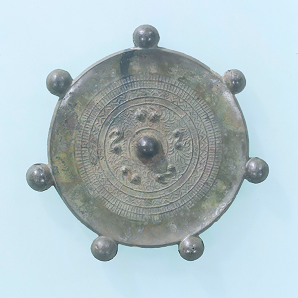 『七鈴鏡奈良県大和高田市 三倉堂遺跡出土　古墳時代・5～6世紀』の画像