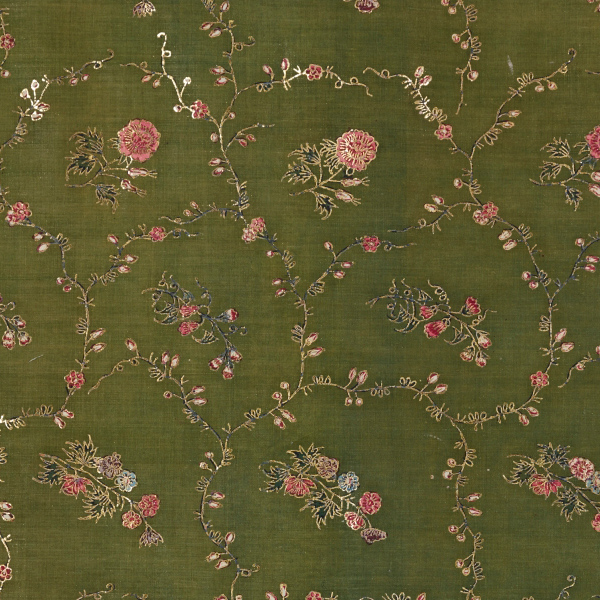 Image of "녹색 바탕 화훼 넝쿨무늬 금 친즈 （부분）인도 북서부, 마에다 가문 전래　17세기 전반"