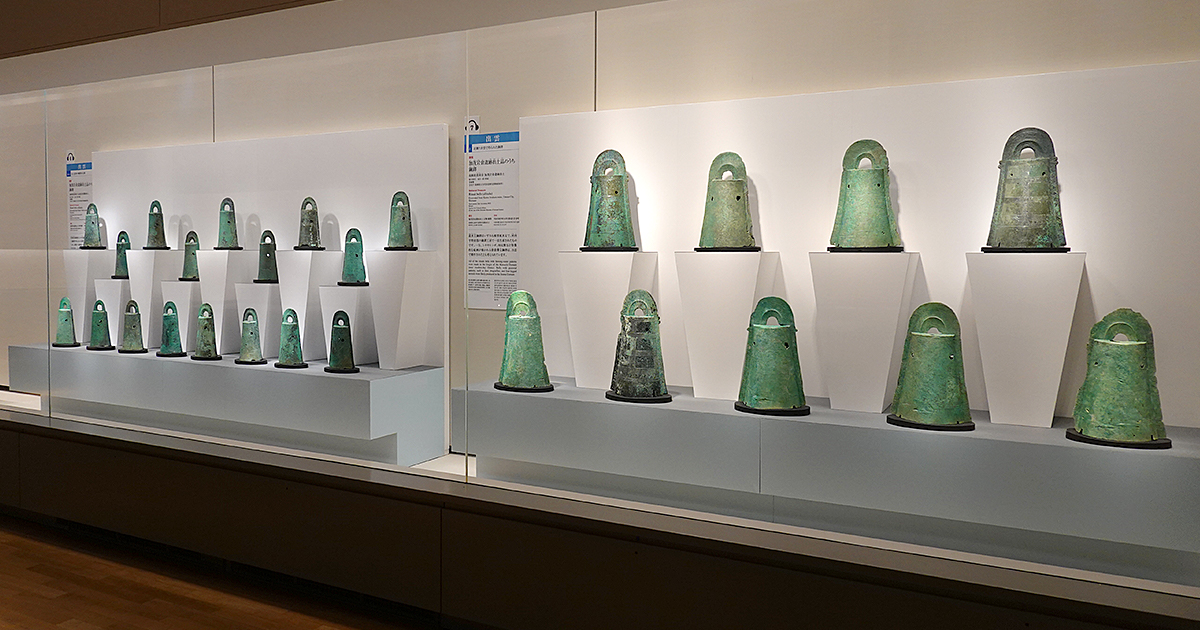 Yahoo!オークション - B 古代青銅剣 漢時代 遺跡発掘品 中国
